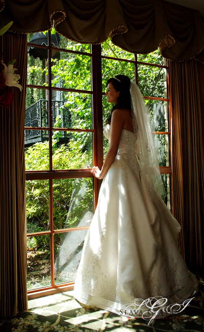 Bride waiting for her groom at Courtyard on St. James Place