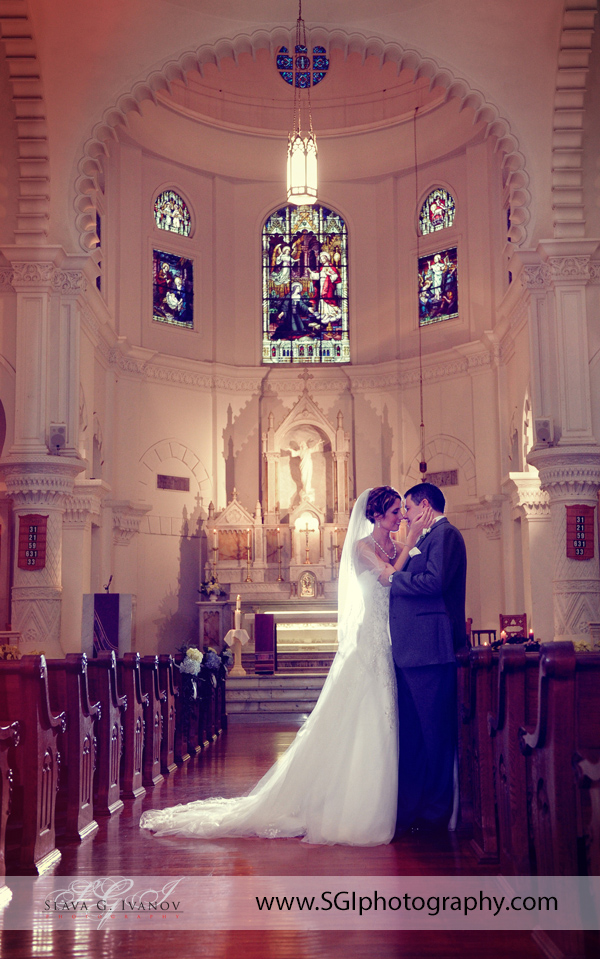 Sacred-Heart-Galveston-Wedding-Photographer